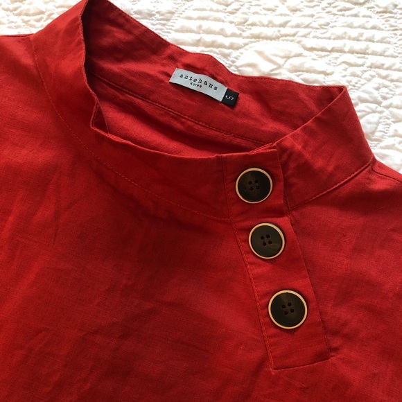 Beautiful linen boxy mock neck top - Picture 3 of 6